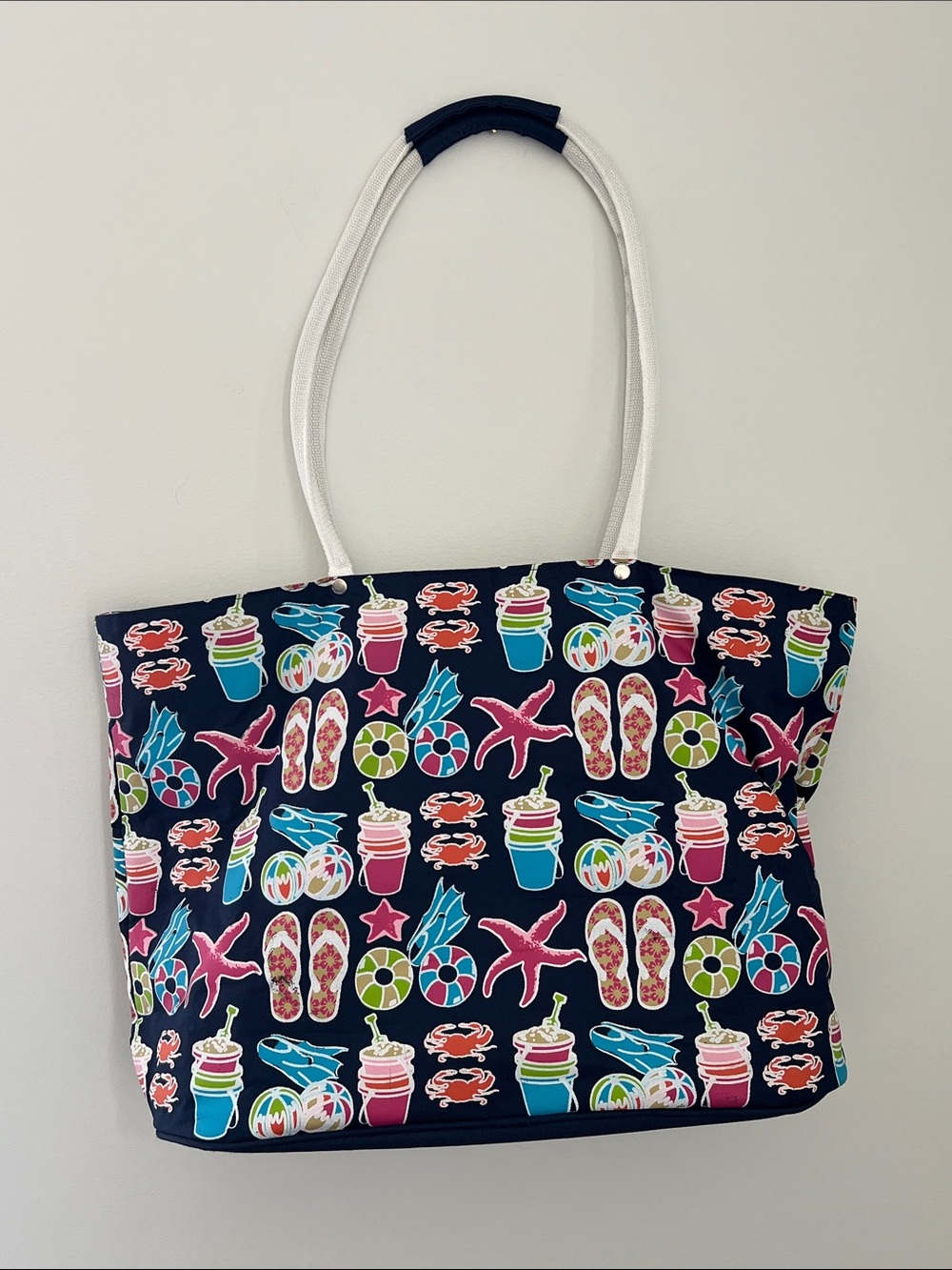 Navy Summer Beach Motif Canvas Tote Bag Top Zipper Closure 15”L x 23”W x 8.5”D